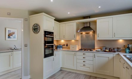 4 Bed in Bideford 3