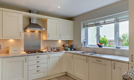 4 Bed in Bideford 4