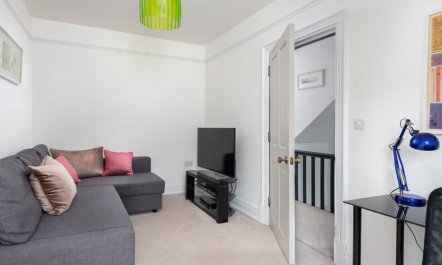 2 Bed in Windermere 9