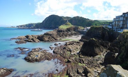 2 Bed in Ilfracombe 1