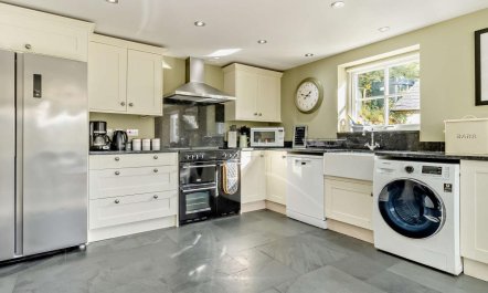 5 Bed in Colwyn Bay 7