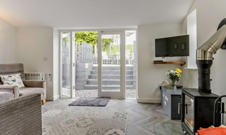 2 Bed in Bwlchgwyn 3