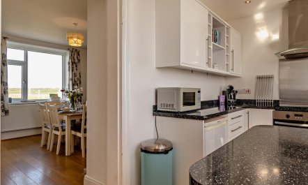 3 Bed in Haverfordwest 3