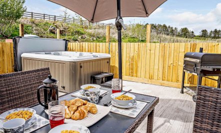 2 Bed in Llanybydder