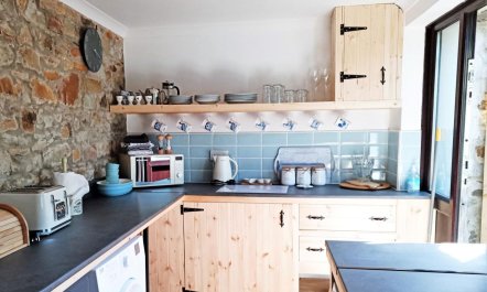 2 Bed in Llanybydder 9