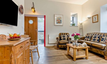 2 Bed in St. Austell 3