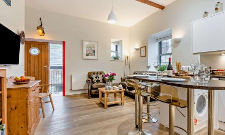 2 Bed in St. Austell 5