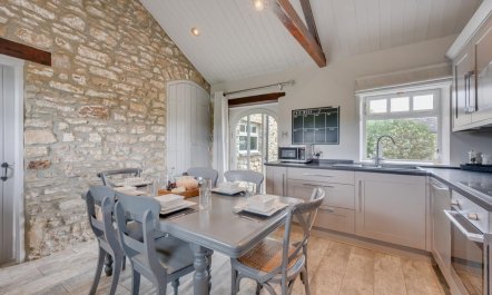 3 Bed in Richmond 8