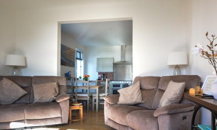 3 Bed in Freshwater 8