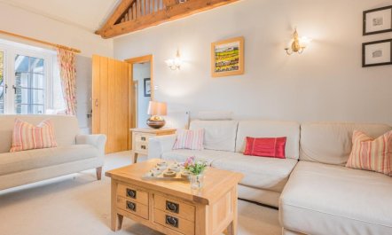 3 Bed in Windermere 5