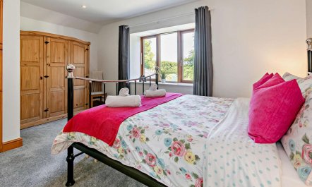 6 Bed in Bideford 3