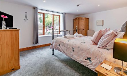 6 Bed in Bideford 4