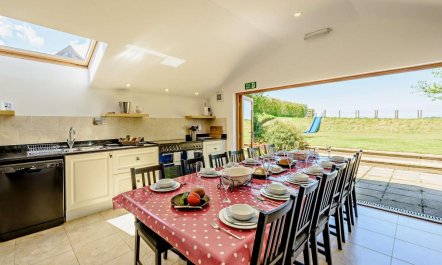 6 Bed in Buckland Brewer 1