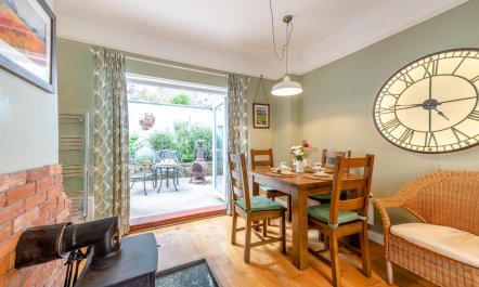 2 Bed in Newton Abbot 7