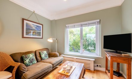 2 Bed in Newton Abbot 2