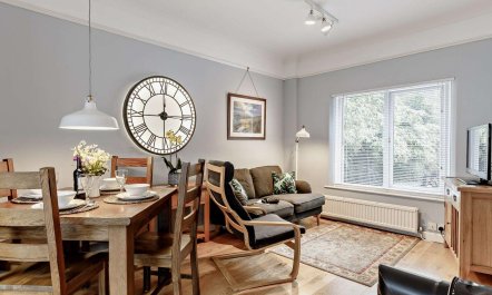 2 Bed in Newton Abbot 1