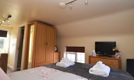 1 Bed in Highbridge 6