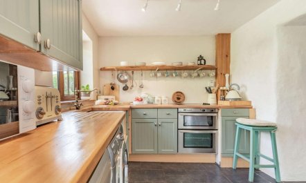 2 Bed in Haverfordwest 3