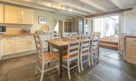 4 Bed in Tintagel 8