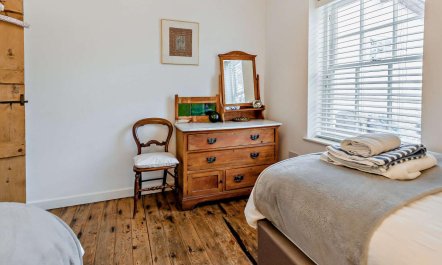 2 Bed in Hastings 7