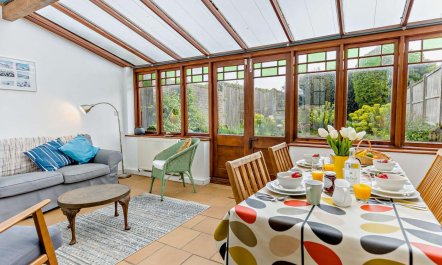 2 Bed in Hastings 4