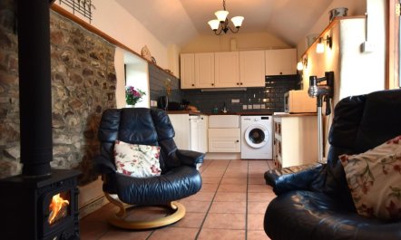 1 Bed in Holsworthy 5