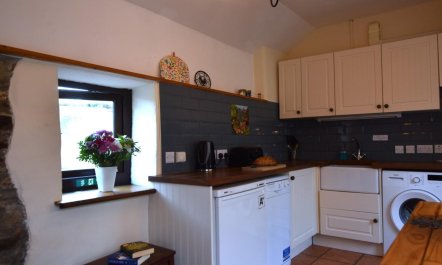 1 Bed in Holsworthy 6