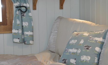 1 Bed in Abergavenny 9