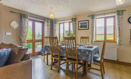 3 Bed in Worcester 5