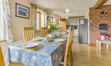 3 Bed in Worcester 4