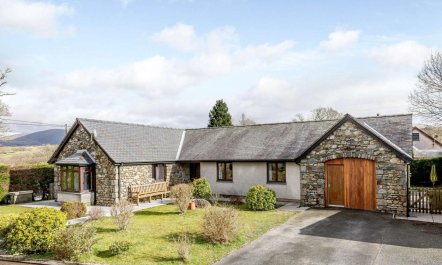 4 Bed in Blaenau Ffestiniog