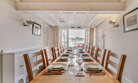 6 Bed in Fowey 8