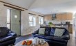 2 Bed in Cambrose 5