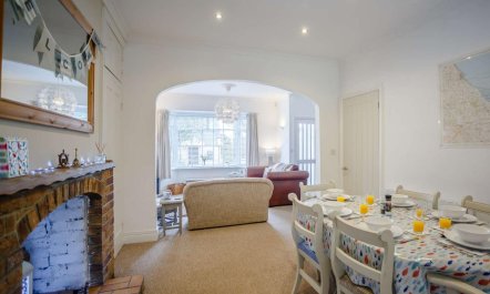 3 Bed in Low Newton By The Sea 6