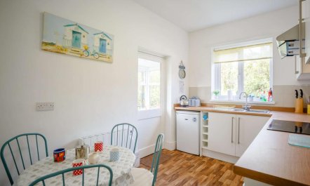 3 Bed in Low Newton By The Sea 7