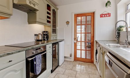 3 Bed in Rye- 7