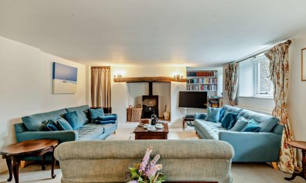 3 Bed in Old Hunstanton 1