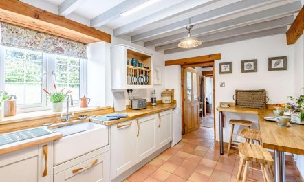 4 Bed in Holywell 5