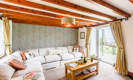 4 Bed in Holywell 9