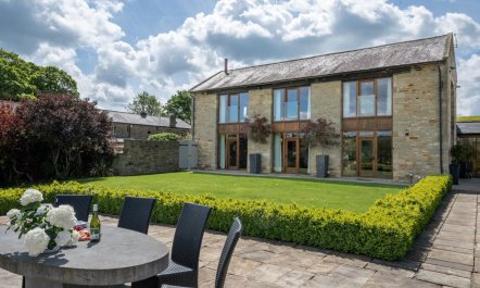 5 Bed in Richmond 8