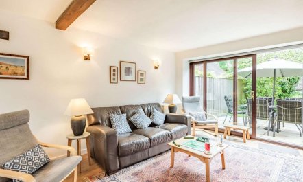 3 Bed in Dorchester 2