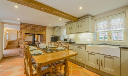 3 Bed in Syderstone 4