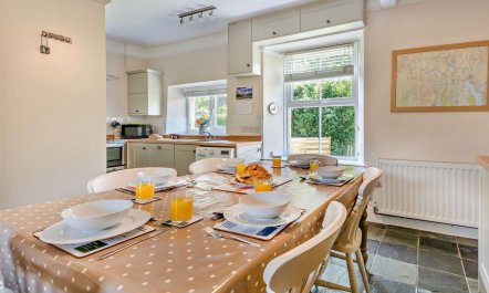 3 Bed in Ambleside 2