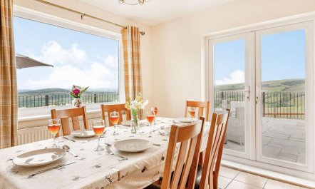 4 Bed in Denbigh 4