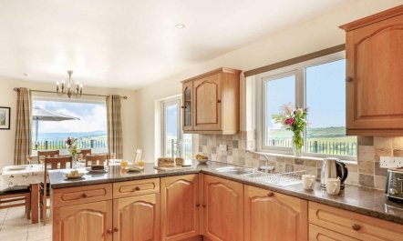 4 Bed in Denbigh 5