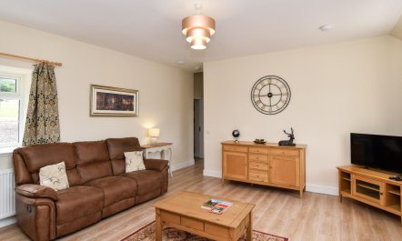 2 Bed in Kirriemuir 5