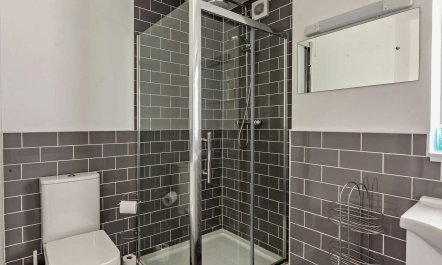 2 Bed in Highbridge 8