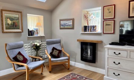 1 Bed in Riding Mill 2