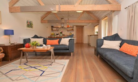 3 Bed in Sturminster Newton 2