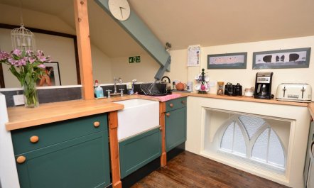 2 Bed in Llwyngwril 5